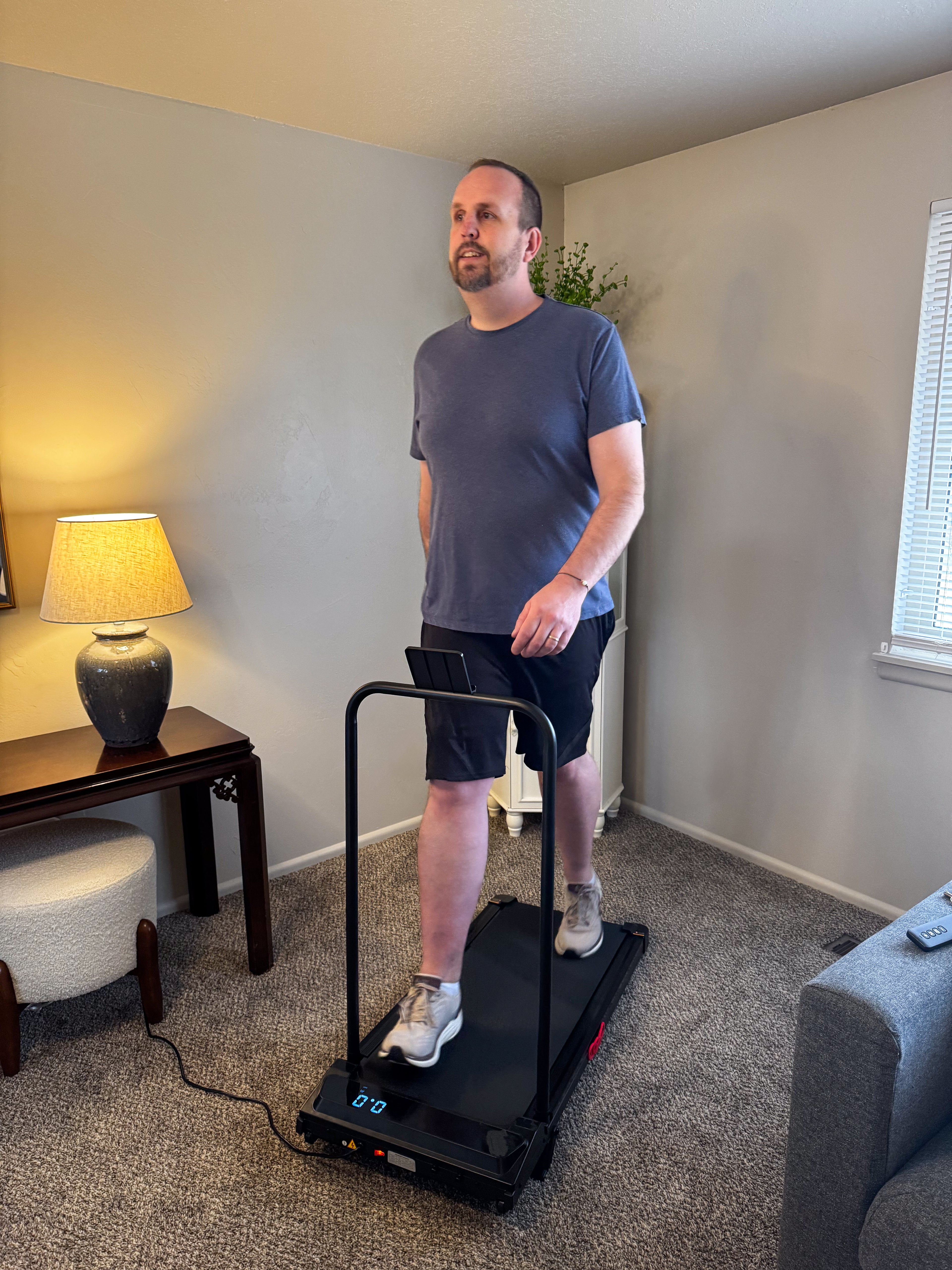 Electric Treadmills for Home with Incline, Walking Pad Treadmill with Handle Bar, 0.6-7.6MPH Portable Small Treadmills with Handles for Home Small Spaces, 3.0HP Walking Pad with Incline and 350LBS